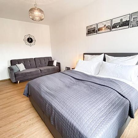 Luxus-Apartment In Leipzig Mit Privat-Parkplatz Esterno foto