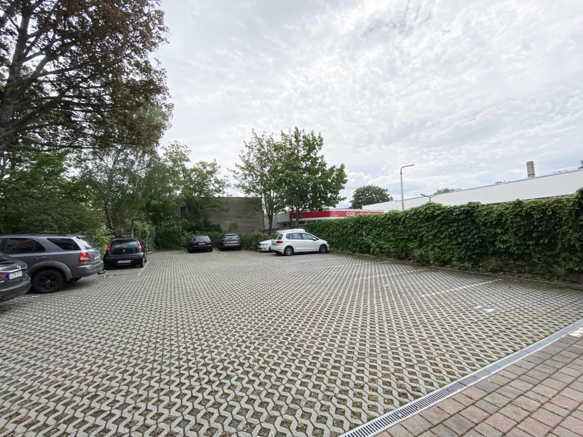 Luxus-Apartment In Leipzig Mit Privat-Parkplatz Esterno foto
