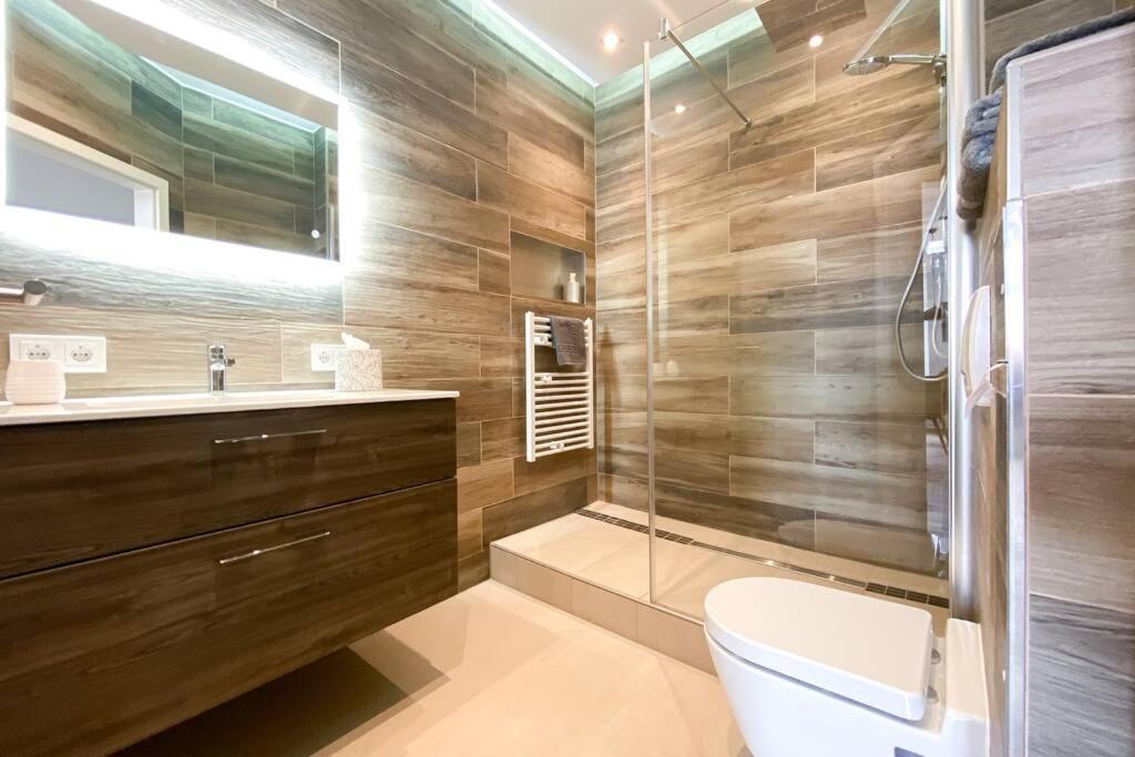 Luxus-Apartment In Leipzig Mit Privat-Parkplatz Esterno foto